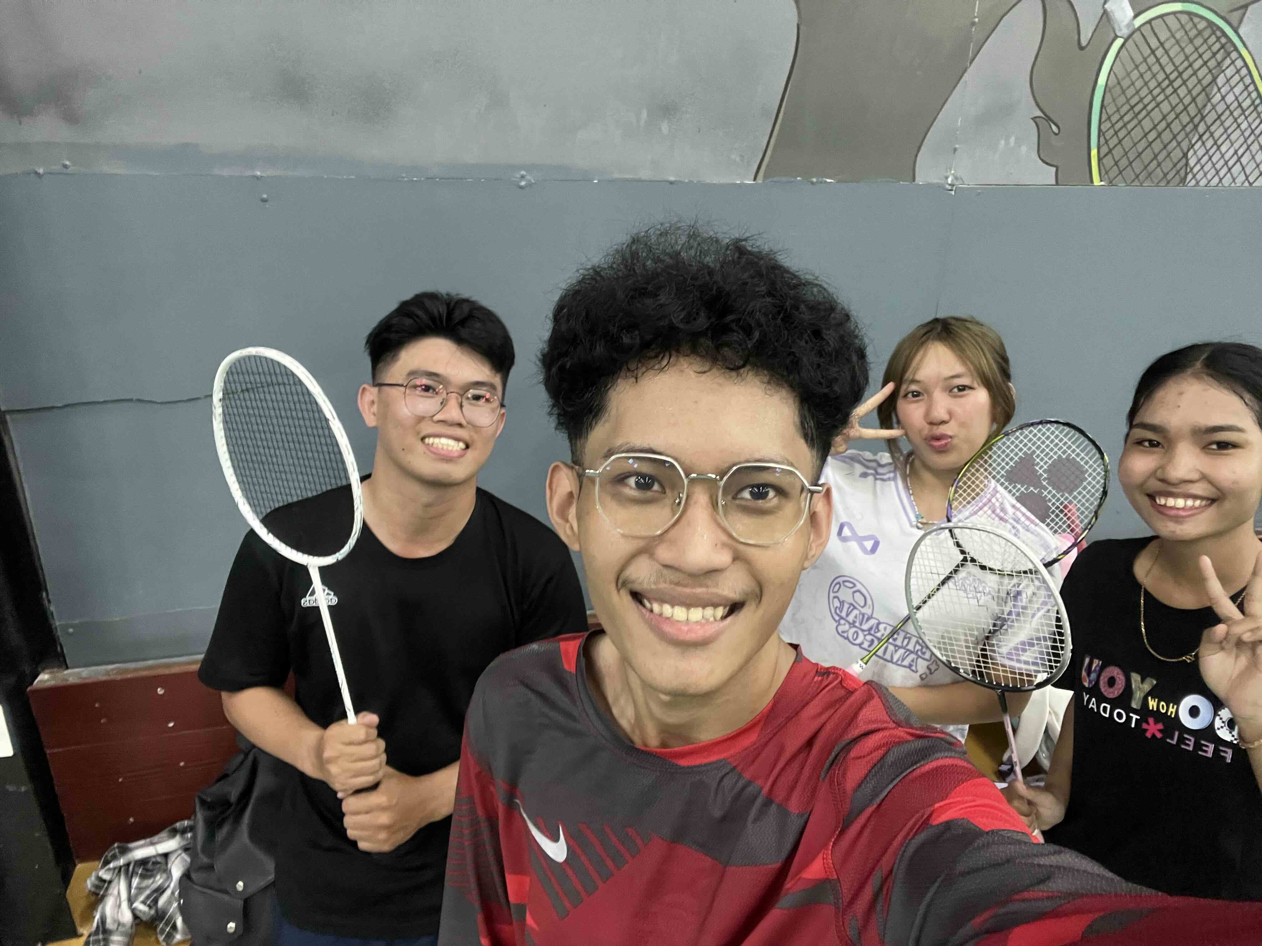 Badminton Club gallery photo 3 - Bamnang